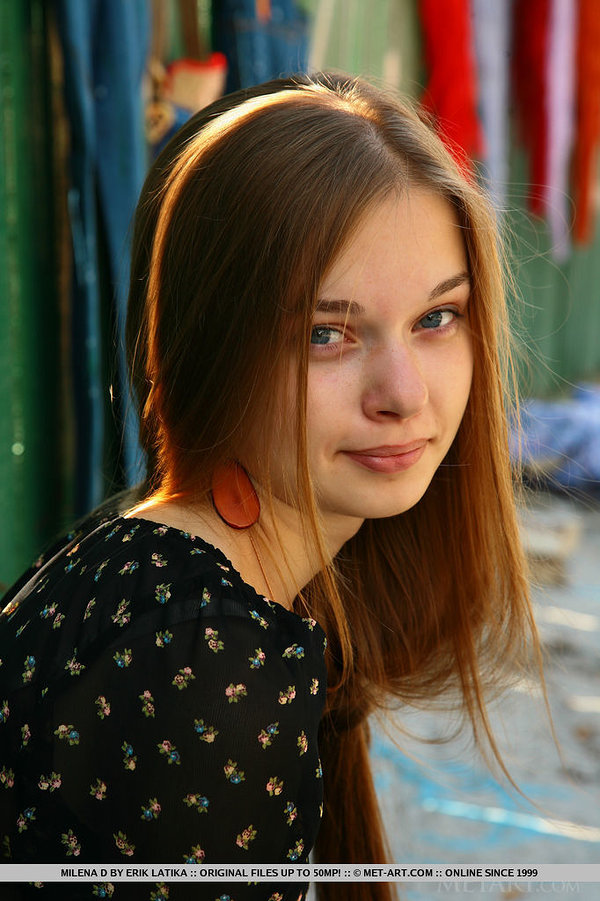 Дина, 30